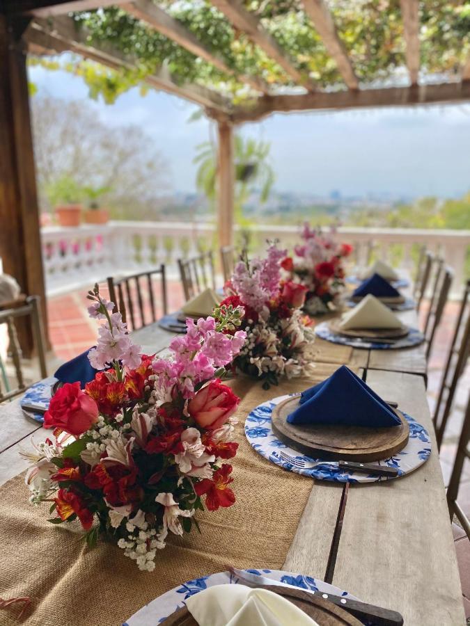 Iguanazu Bed & Breakfast Guayaquil Ngoại thất bức ảnh
