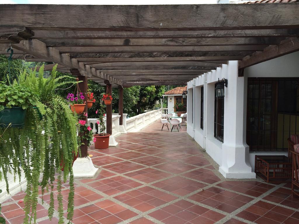 Iguanazu Bed & Breakfast Guayaquil Ngoại thất bức ảnh