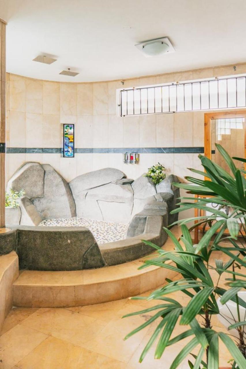 Iguanazu Bed & Breakfast Guayaquil Ngoại thất bức ảnh