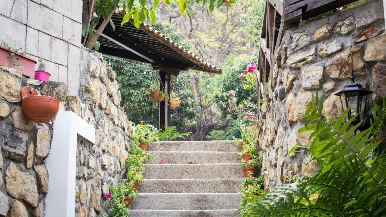 Iguanazu Bed & Breakfast Guayaquil Ngoại thất bức ảnh